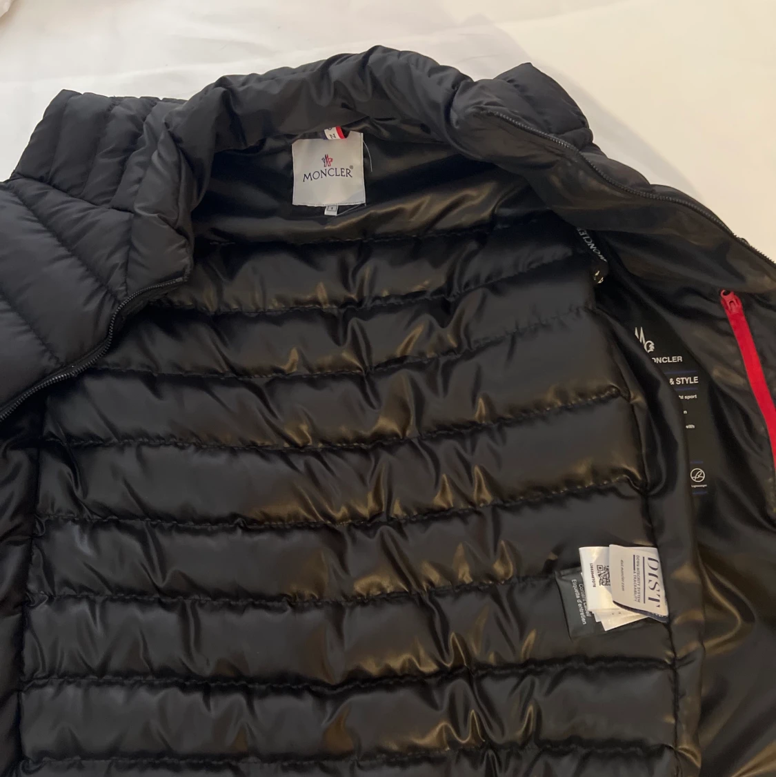 Moncler väst  - 90