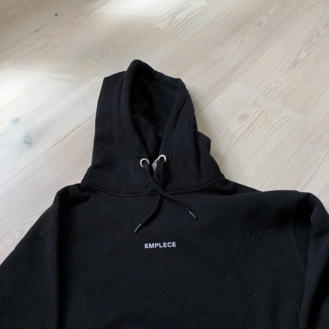 Hoodie från Emplece - 90