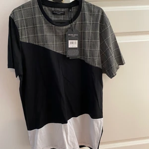 Helt ny T-shirt  - Storlek M 