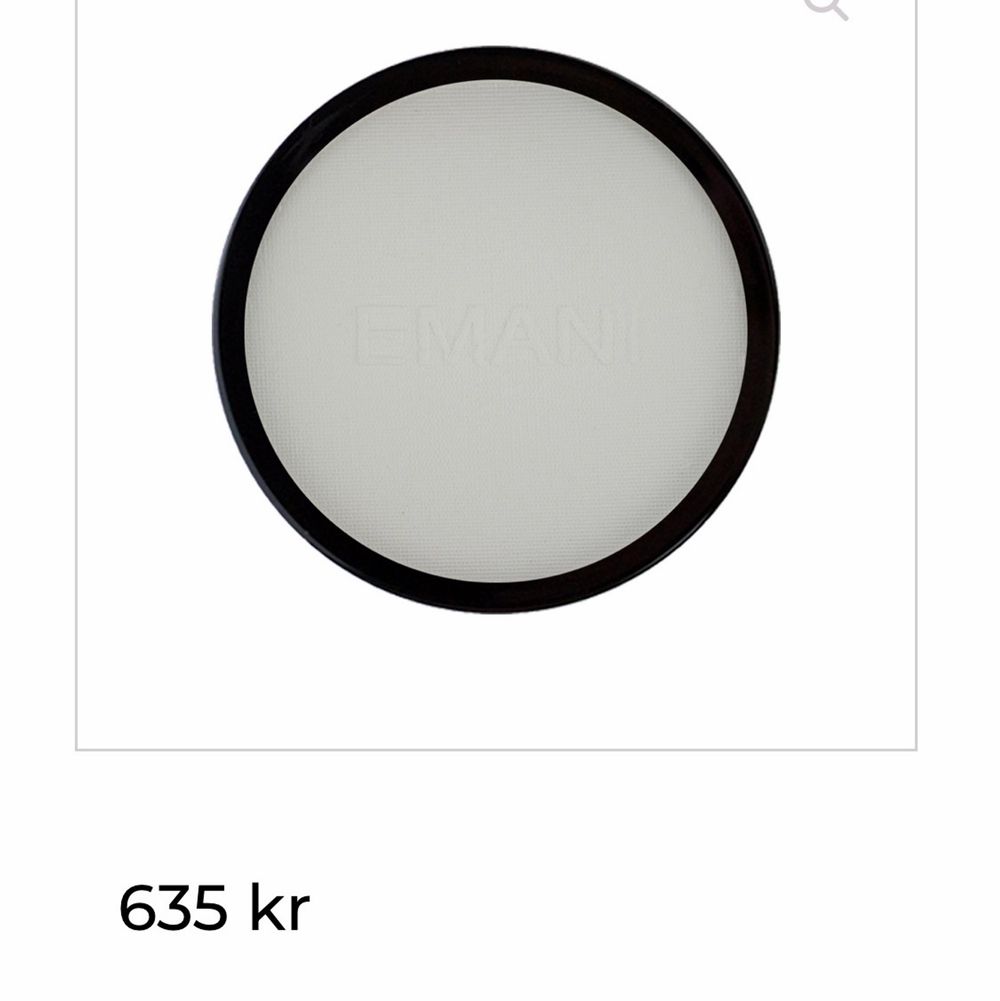 Stor utförsäljning av veganskt Emani smink! 🌱 ( självklart oöppnat) , Ett så fint veganskt puder. Perfekt om man lider av glansig hy. Kolla in min sida för mer billigt smink! Köpare står för frakt 💕. Accessoarer.