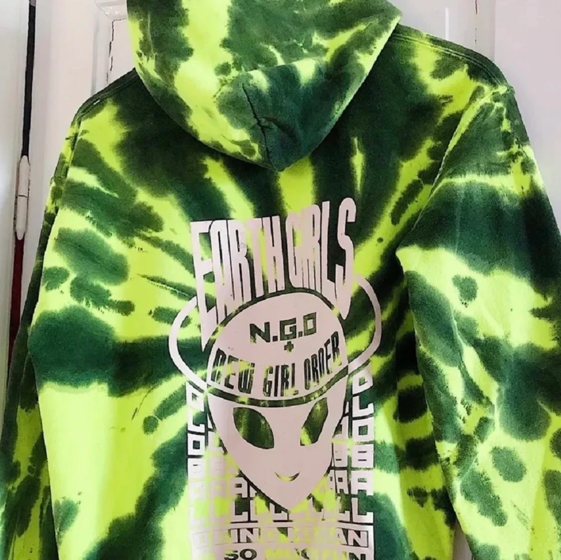 New girl ordered - 90