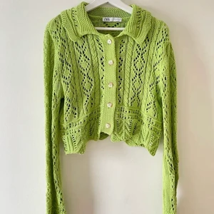 Zara kofta - Så fin kofta i storlek S, sparsamt använd!