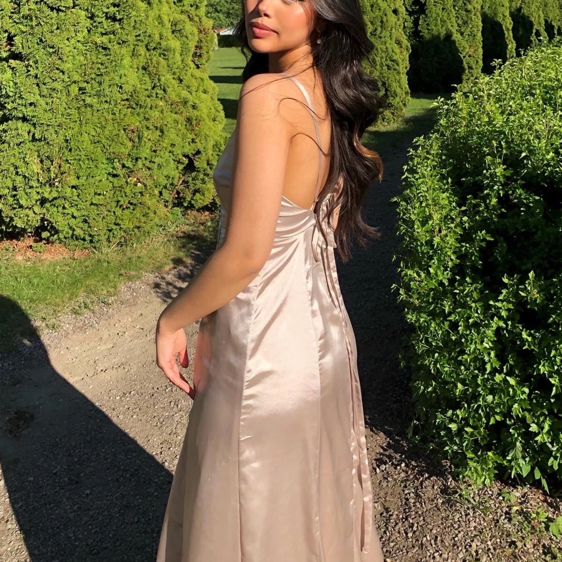 Satin balklänning  - 91