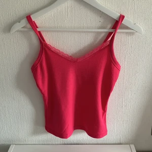 rosa topp - jätte fin rosa topp💘💘💘 storlek xs