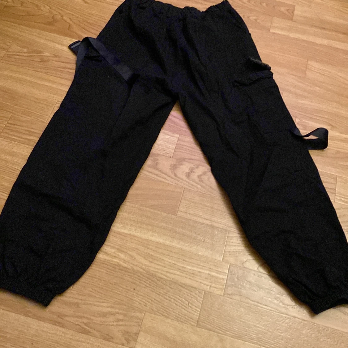 Black cargo pants - 90