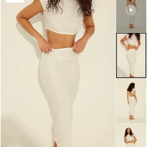 Set - Säljer både topen och kjolen då den sitter för tight på mig (topen är i strl S och kjolen i XS) 