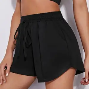 Svarta mjukis shorts som inte används så mycket❤️ ❗️TRYCK EJ PÅ KÖP NU ❗️
