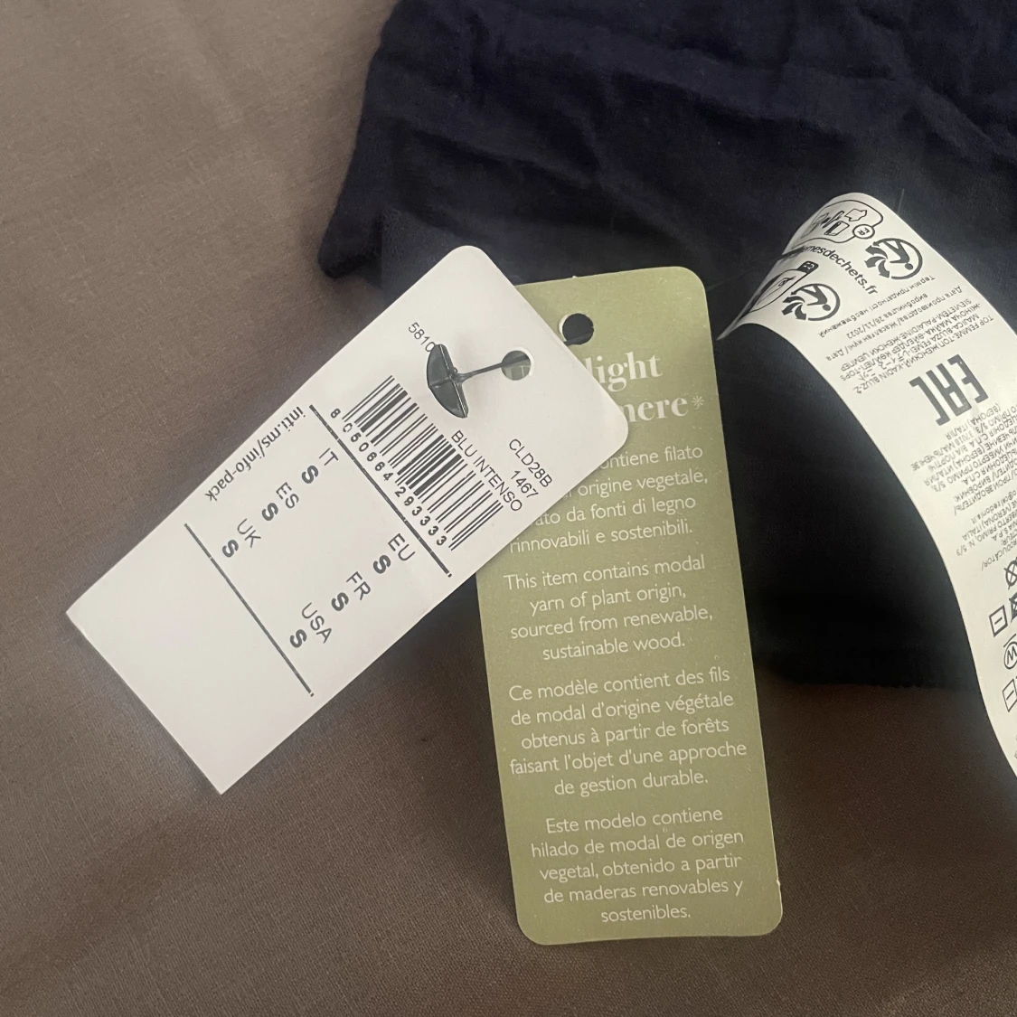 Intimissimi tröja med prislapp på - 90