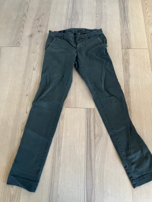 Masons chinos - Nästan helt nya chinos som är riktigt feta! 👍🏻 nypris 1899kr