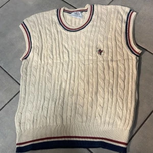 Väst - Superbra väst bra pris bra material 