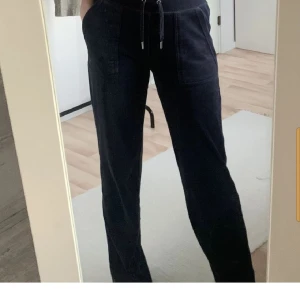 Juicy contour byxor  - Jag säljer dessa för de inte kommer till användning.😍