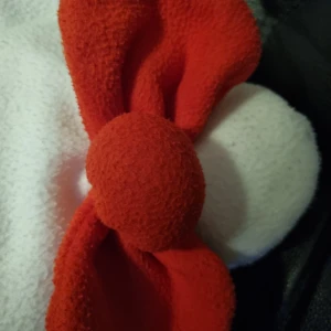 Hello kitty - Mycket bra skick passar när man sover kontakt om ni blir intresserad huvudet är 40 cm längden är 60 cm.