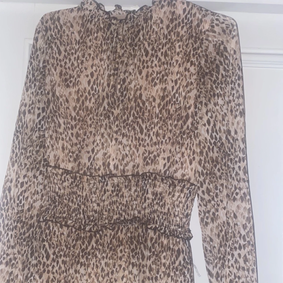 Mönstrad klänning - 91