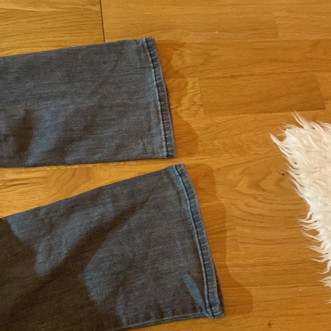 Grå bootcut jeans från UNIQ Denim Wear - 93