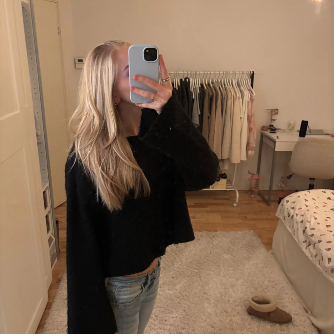 Svart stickad tröja - 90