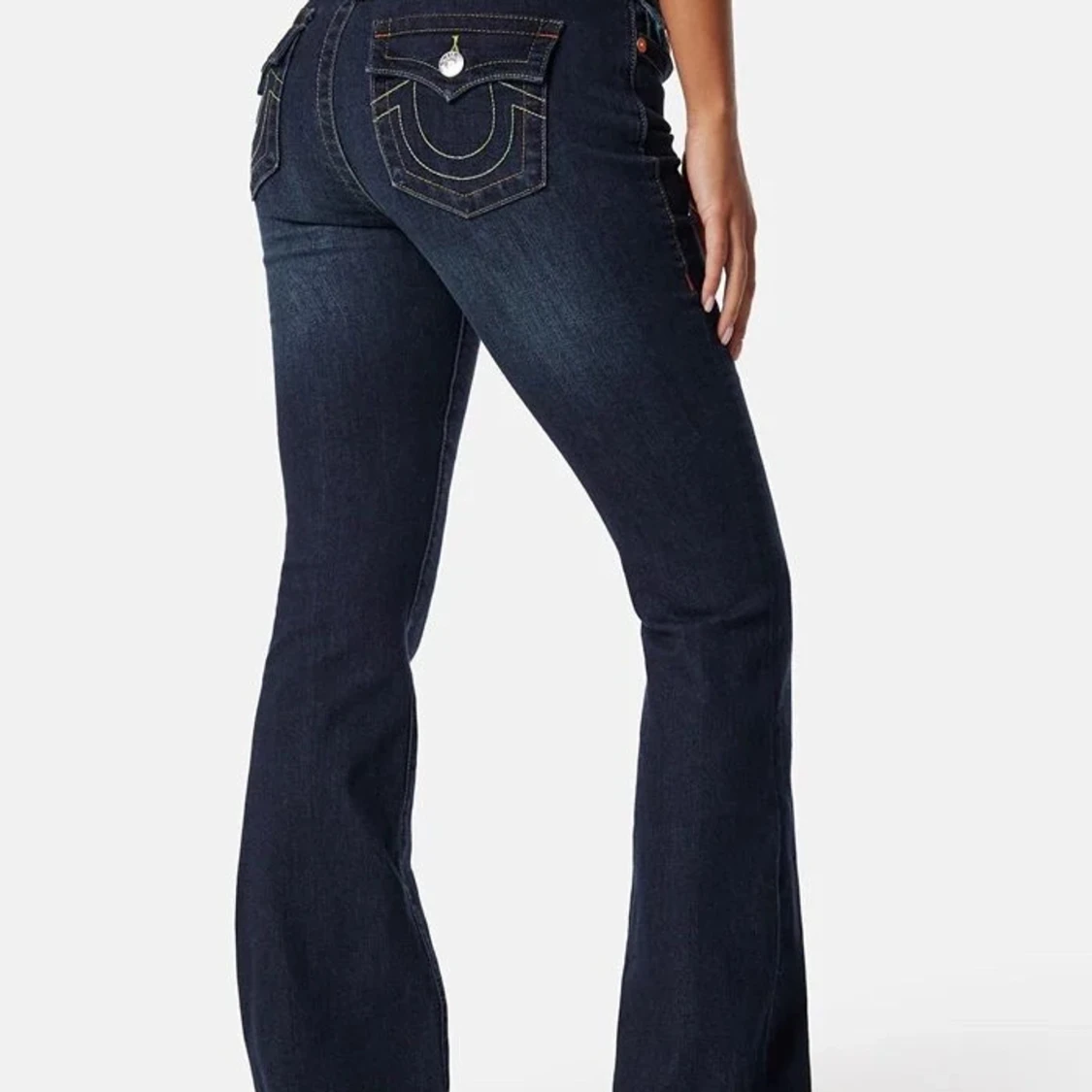 Mörkblå bootcut jeans