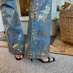 Zara klackar - Nice Zara klackar som passar till allt! Stora i strl så passar även 38🫶🏼