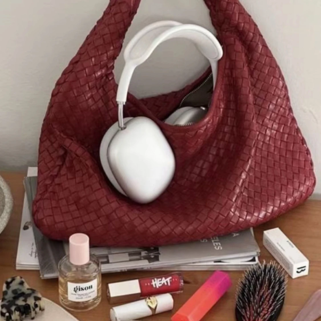 Röd flätad axelväska från YAMZ - 90