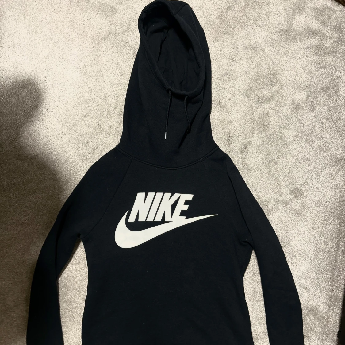 Svart hoodie från Nike - 90