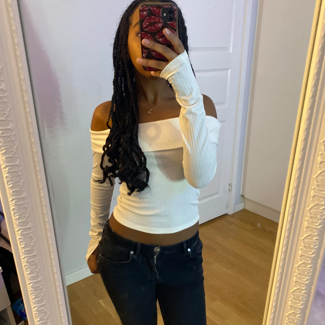 Vit offshoulder topp