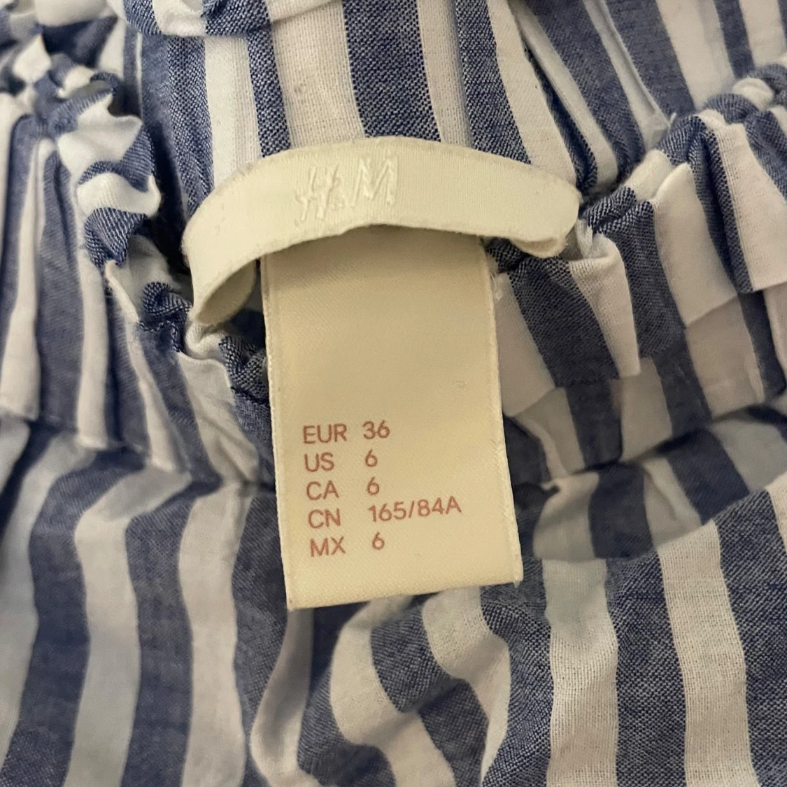 Randig offshoulder topp från H&M - 91