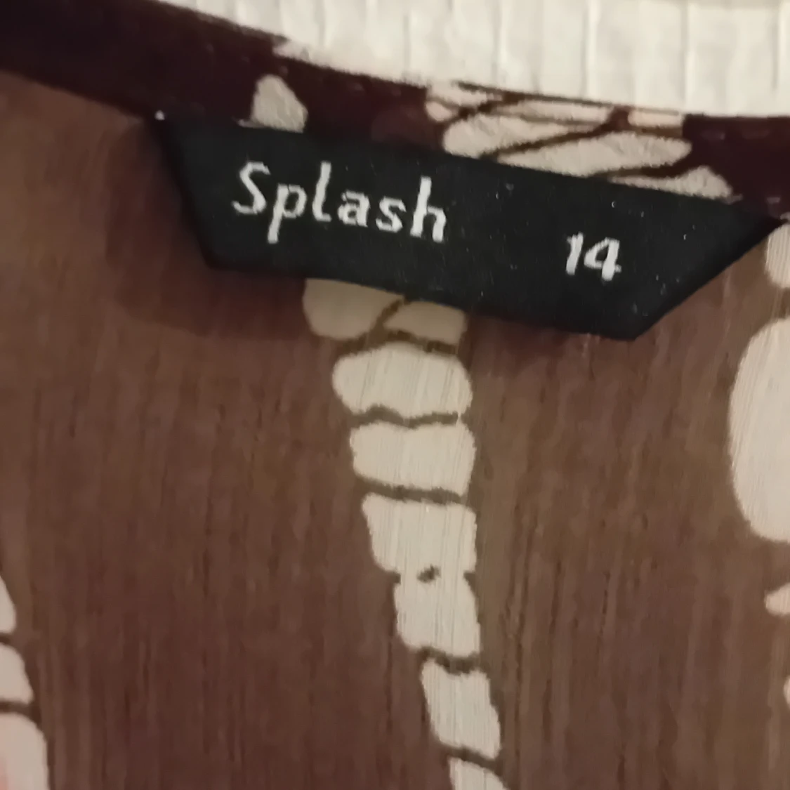 Mönstrad klänning från Splash