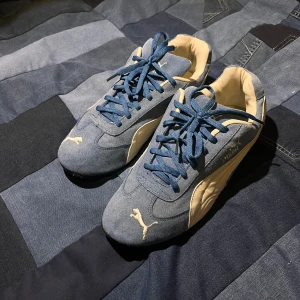 Puma speed cat - Säljer dom pga dom är för små för mig, inga större defekter. Dm vid fler bilder eller frågor