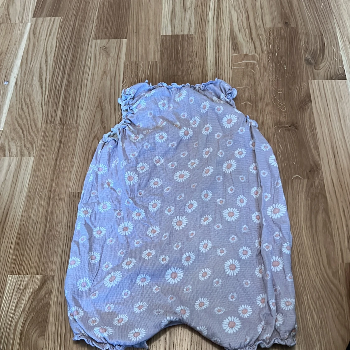 Ljuslila blommig klänning - 91