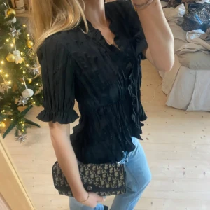 Blus - SUPER snygg topp❣️❣️