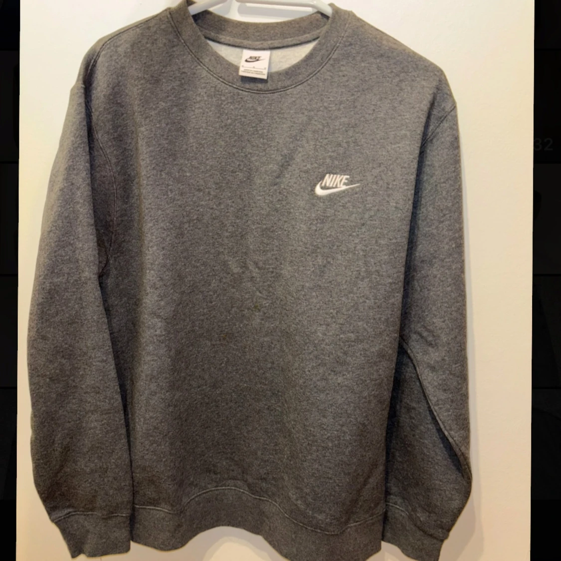 Grå sweatshirt från Nike - 1