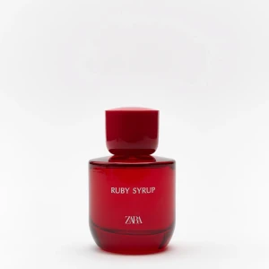 Ruby Syrup Eau de Toilette från Zara - Säljer min Zara parfym, Ruby Syrup Eau de Toilette. knappt använd 90 ml. nypris 200💓