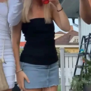 Jeanskjol  - Snygg jeanskjol 