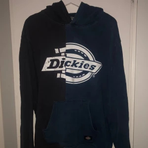 Dickies Hoodie - Hoodie, Dickies Storlek: L Skick: ny Pris: 300kr