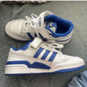 Super fina skor  - Fina skor som inte använts längre nypris 580