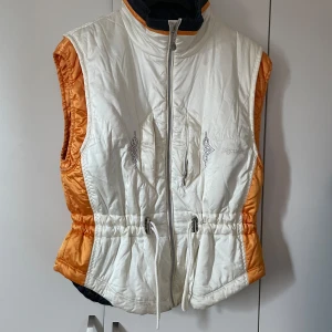 Väst  - Mysig väst inför hösten