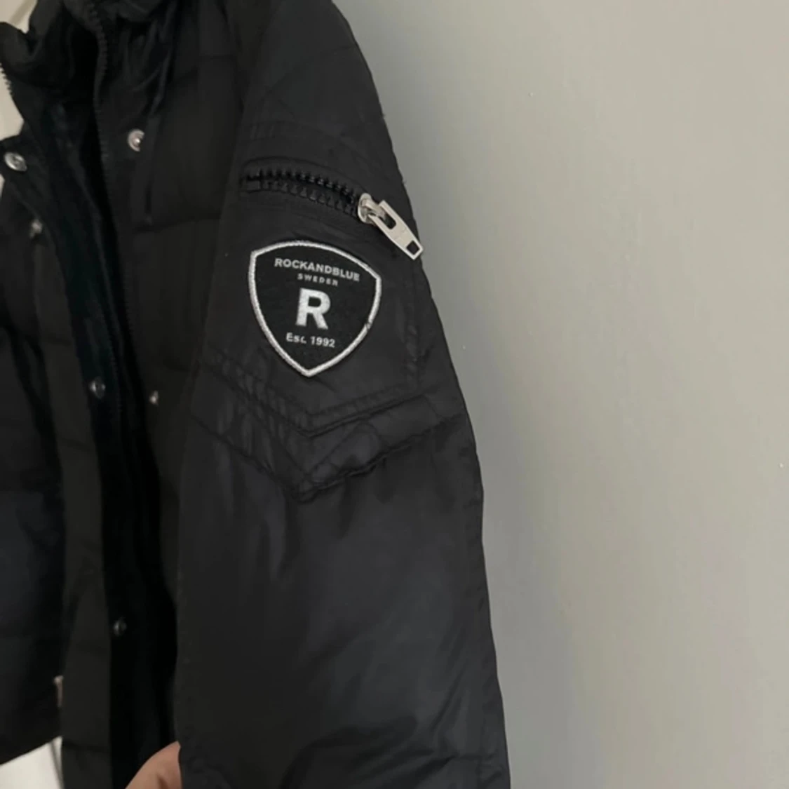 Rock and blue jacka - 90