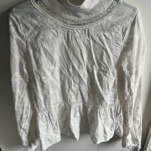 Blus - Superfin blus både till vardags eller fest