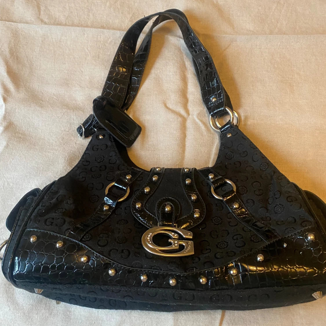 Guess väska!!💘💘 - 90