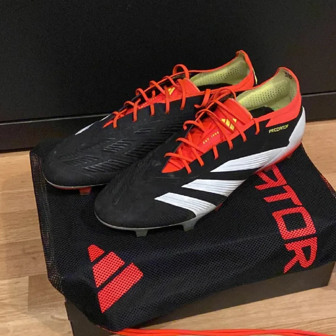 Adidas Predator fotbollsskor