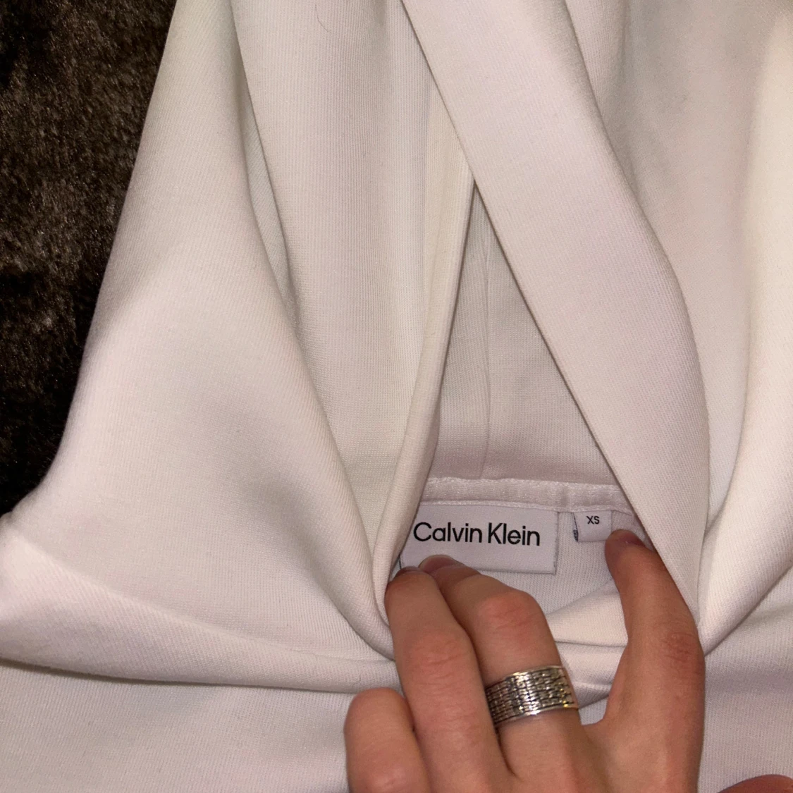 Vit hoodie från Calvin Klein - 90