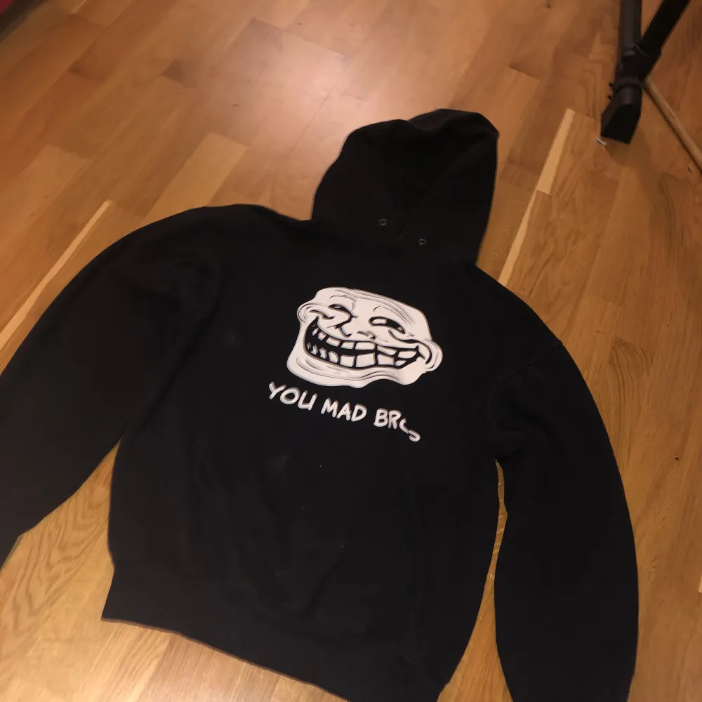 Troll face hoodie köp den och bli #BASED #SWAGGEDOUT. Hoodies.