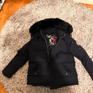 Moose knuckles - Super skick inga skador Pris kan diskuteras 