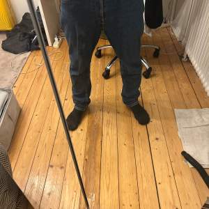 Säljer nu dessa Jack & Jones jeans i storlek 28/30. Bra skick använda 10 gånger kanske 