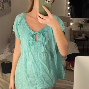 Turkos blus  - Super söt blus jätte fin till sommaren 💞💞