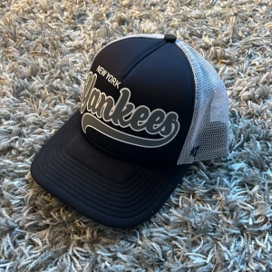 Keps  - Keps ifrån 47 | Skick 8/10 | Nypris 500 + | Mitt pris 199|