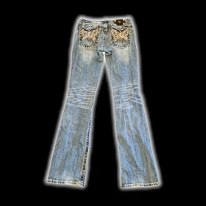 BOOTCUT LOWWAIST MISSME JEANS - Sjukt snygga lågmidjade och bootcut missme jeans! Storlek 29. Bara att skriva vid intresse  :)