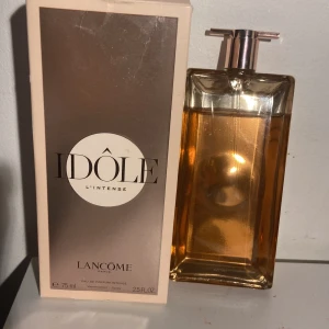 Lancôme Idôle L'Intense Eau de Parfum 75ml - Nästan full damparfym som doftar gott och håller länge.