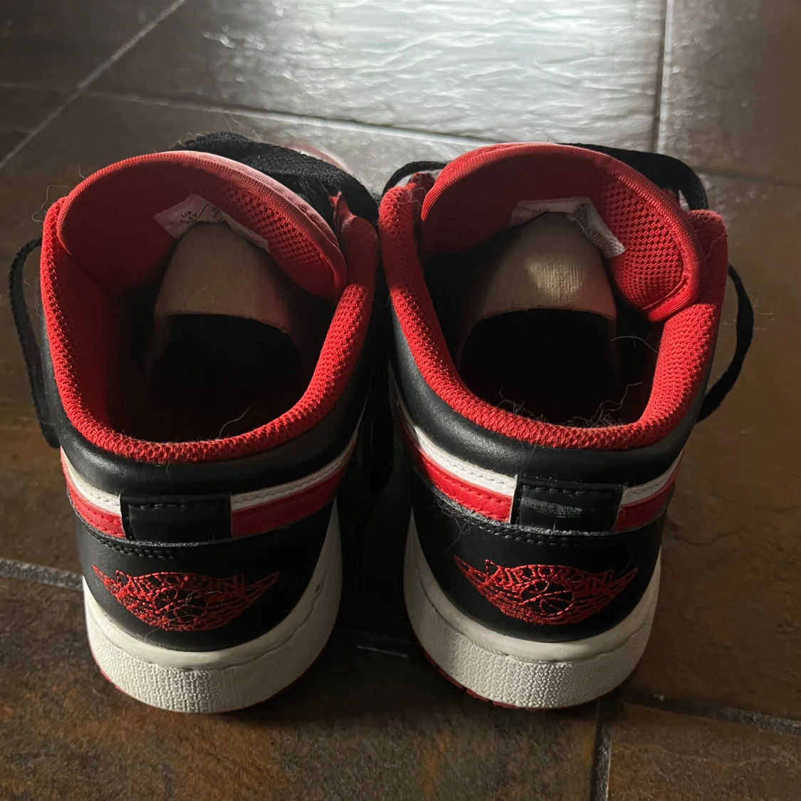 Jordan 1 low bulls  - 90