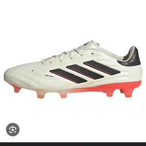 Fotbollsskor - Fotbollsskor 