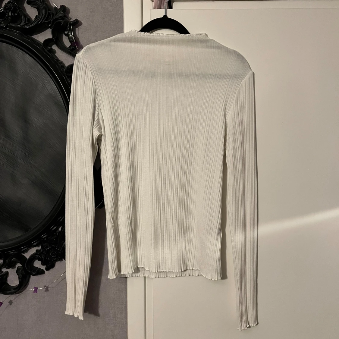 långärmad vit tröja ribbad - 90